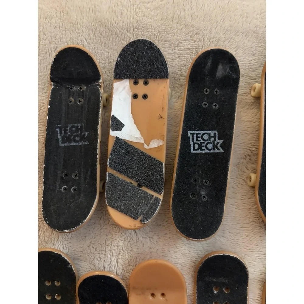Lot Of 19 Tech Deck Boards And Skateboards‎ With Wheels
